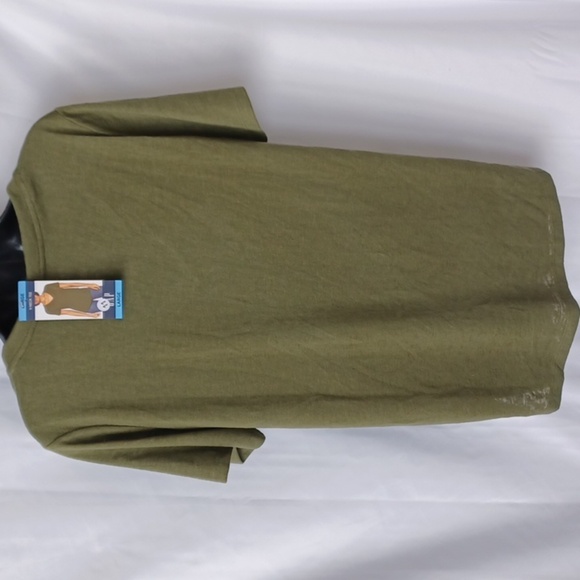 GAP Olive Green V Neck Tee, NWT - Picture 4 of 6